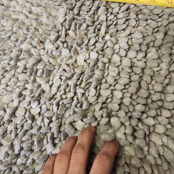 Juicy Couture 2 mats bath fuzzy Light Gray Bath Mats - Picture 8 of 15